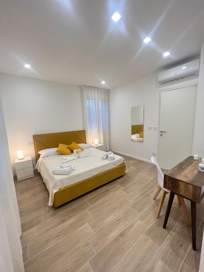 Perla Sul Mare Apartments Giardini-Naxos Exterior foto